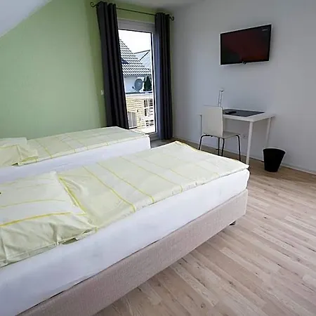 Am Baronenwald Otel 3*
