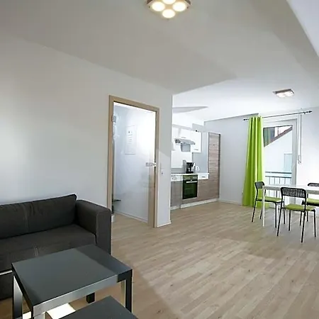 Otel Am Baronenwald Göppingen