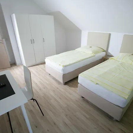 Am Baronenwald 3* Goeppingen