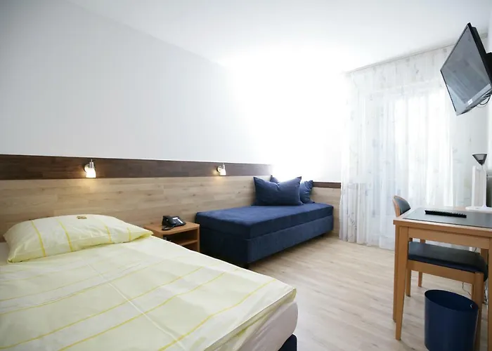 Am Baronenwald Hotel Göppingen