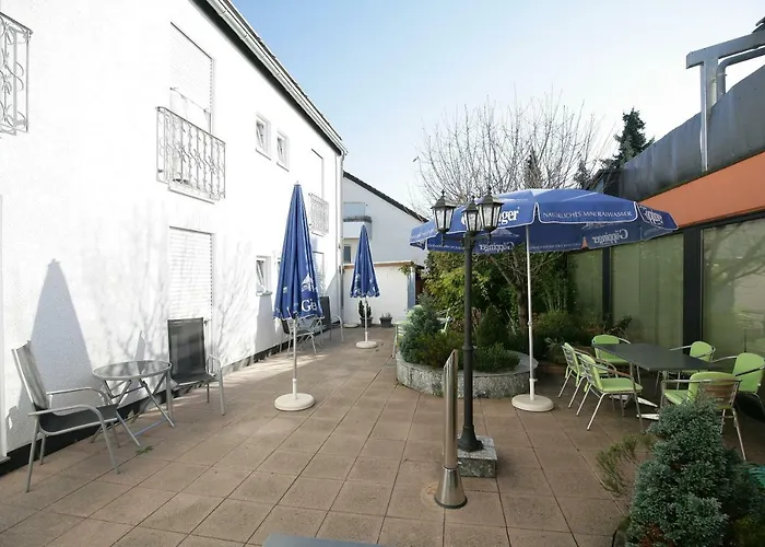 Am Baronenwald Hotel 3*