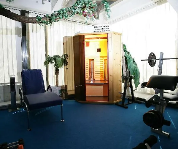 Am Baronenwald فندق 3*